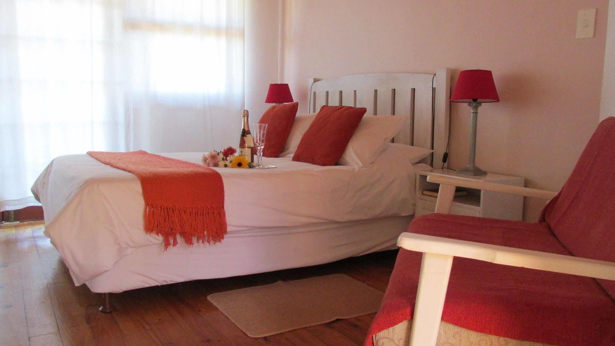 Paradise Heads Self-Catering Книсна Екстер'єр фото
